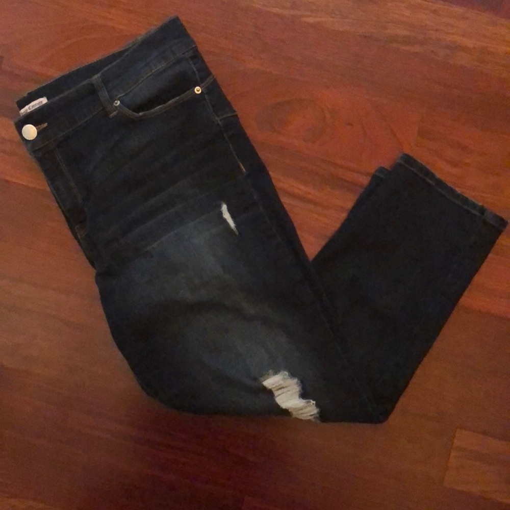 Juicy Couture Distressed Denim Capris